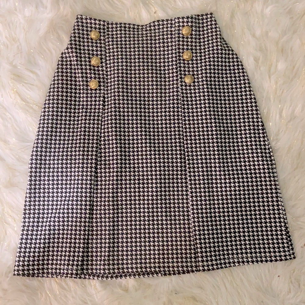 Pleated Pencil Skirt